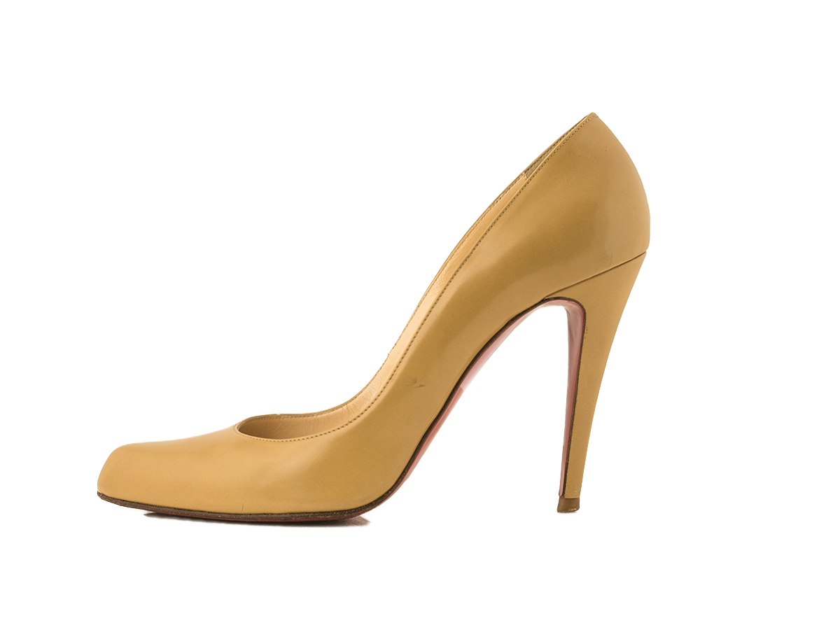 Christian Louboutin Décolleté Heels-Preowned