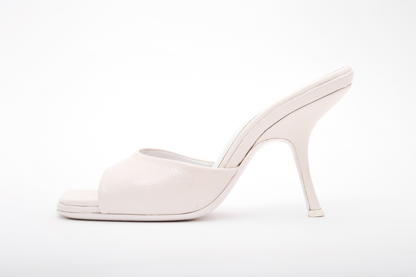 BYFAR white heeled mules - Preowned