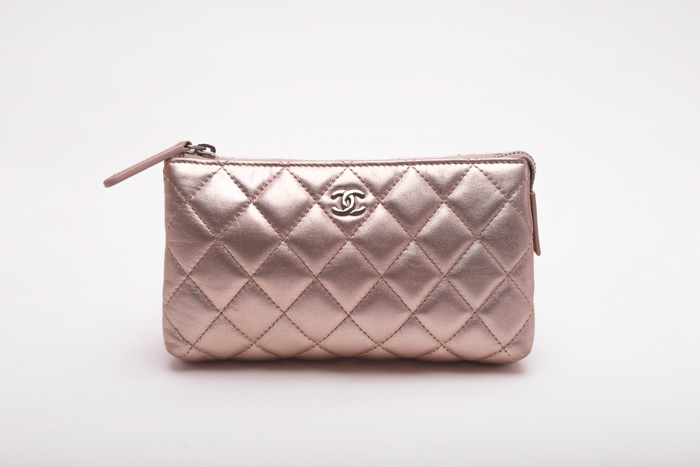Chanel Matelassé Quilted Makeup Bag - Preowned
