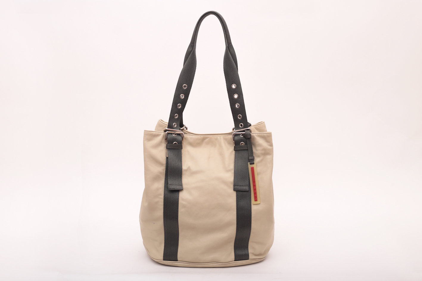 Prada shoulder bag in beige leather - Preowned